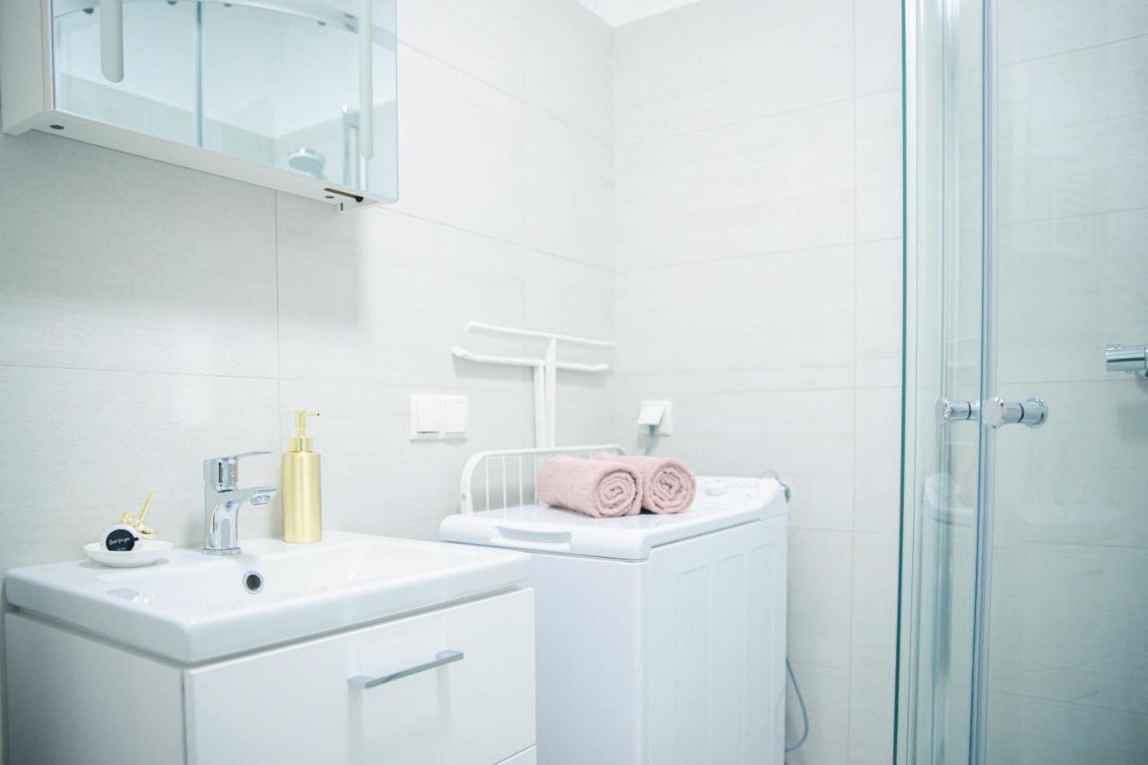 Room 4 Art Apartments Nr.3 In Vienna Center ภายนอก รูปภาพ